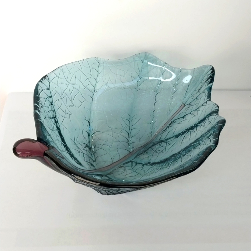 Dynasty Gallery Art Glass Leaf Bowl Blue Green Purple Candy Fruit Nut Dish 8"
